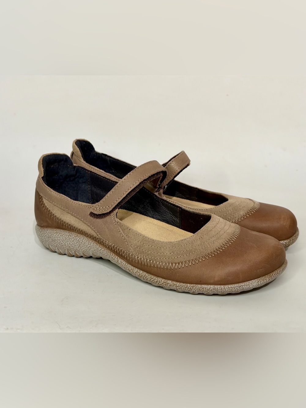 NAOT Kirei Beige & Brown Leather Mary Jane Flats Size EU 38 US 7 - 7.5 Women’s